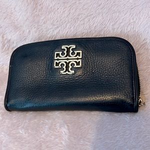 Tory Burch leather wallet